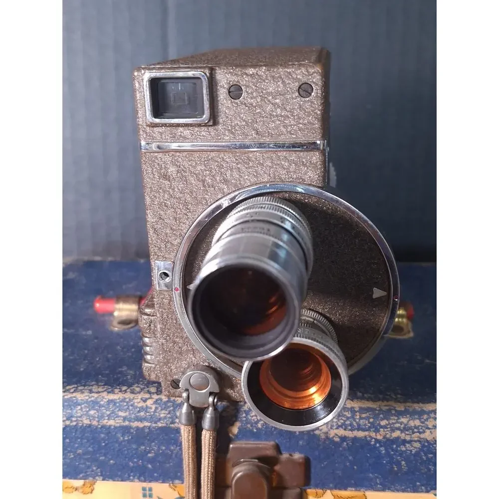 Revere Eight Model 67 8mm Movie Camera Set Case 2 Lenses Manuals Kodachrome